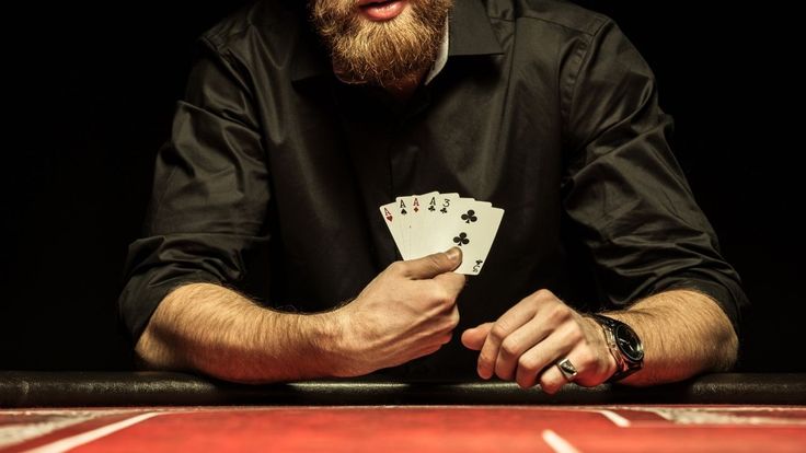 Poker Table